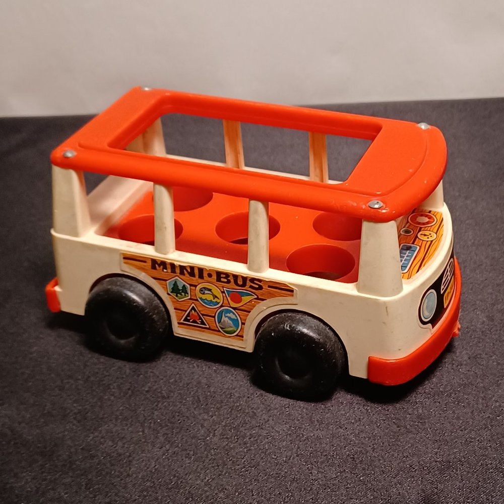 Fisher Price 1969 red bus good condition